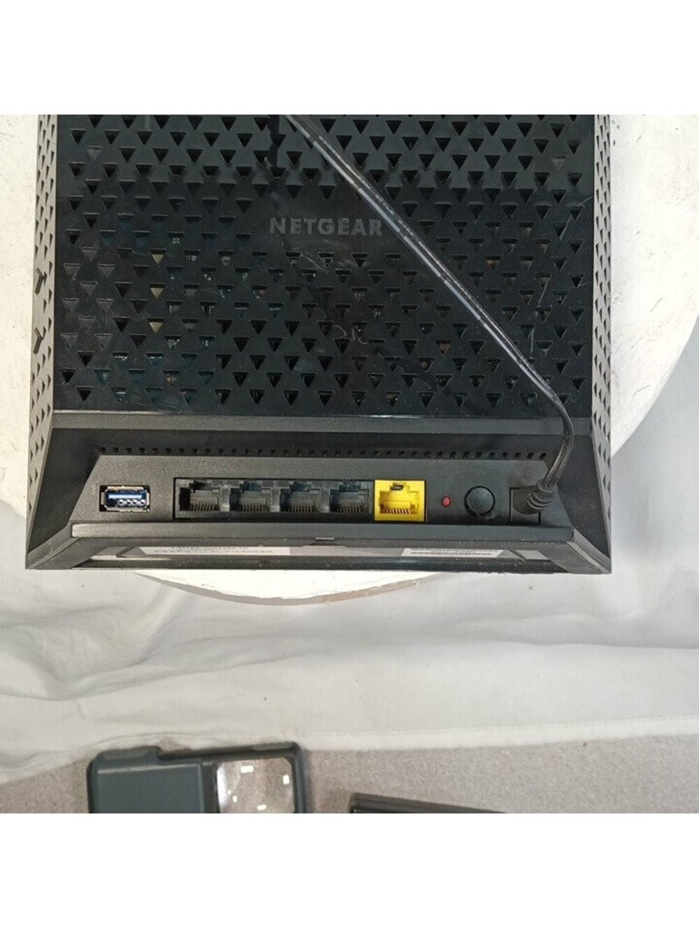 NETGEAR R6200 AC1200 Dual Band Gigabit Smart WiFi Wireless Router Black Tested - Picture 3 of 7